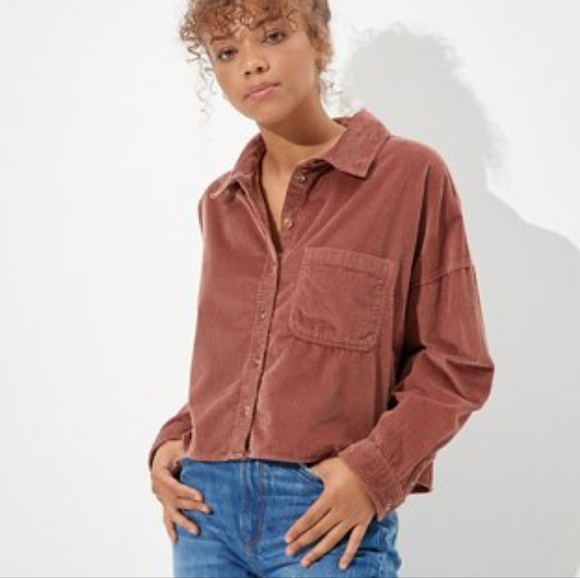 American Eagle Corduroy Cropped Button Up Shirt - Picture 3 of 4
